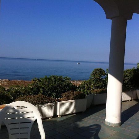 הוילה מרינה די מנקוורסה Casa Direttamente Sul Mare 1 מראה חיצוני תמונה