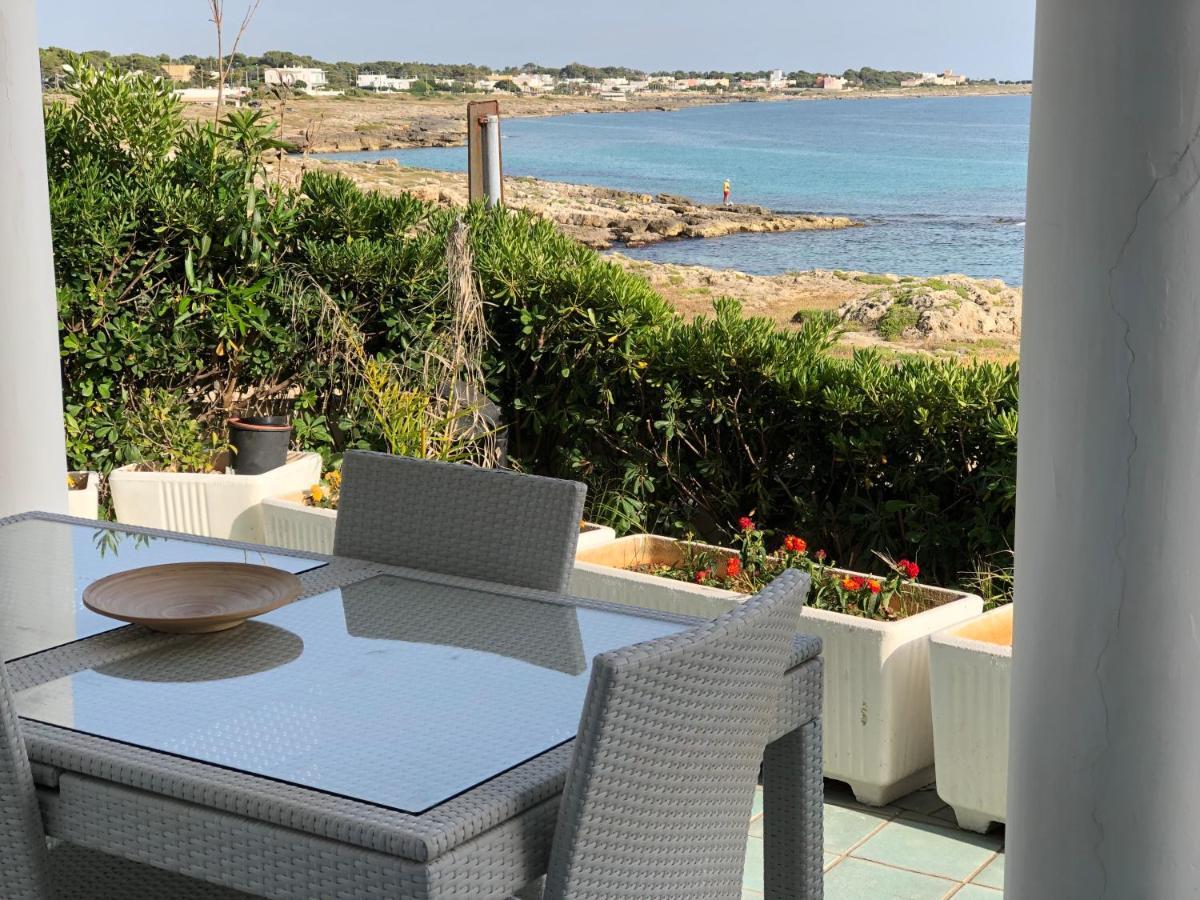 הוילה מרינה די מנקוורסה Casa Direttamente Sul Mare 1 מראה חיצוני תמונה