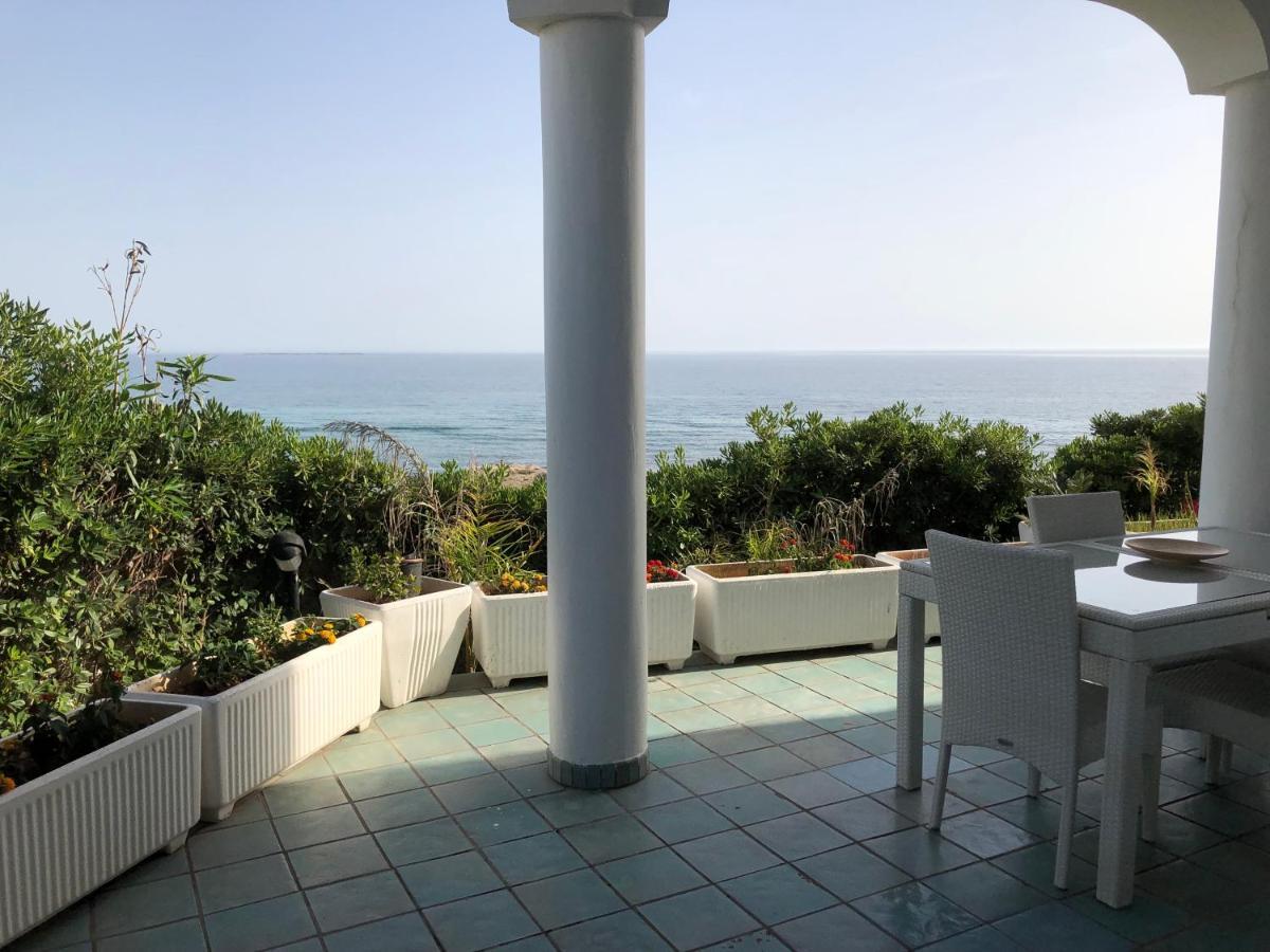 הוילה מרינה די מנקוורסה Casa Direttamente Sul Mare 1 מראה חיצוני תמונה
