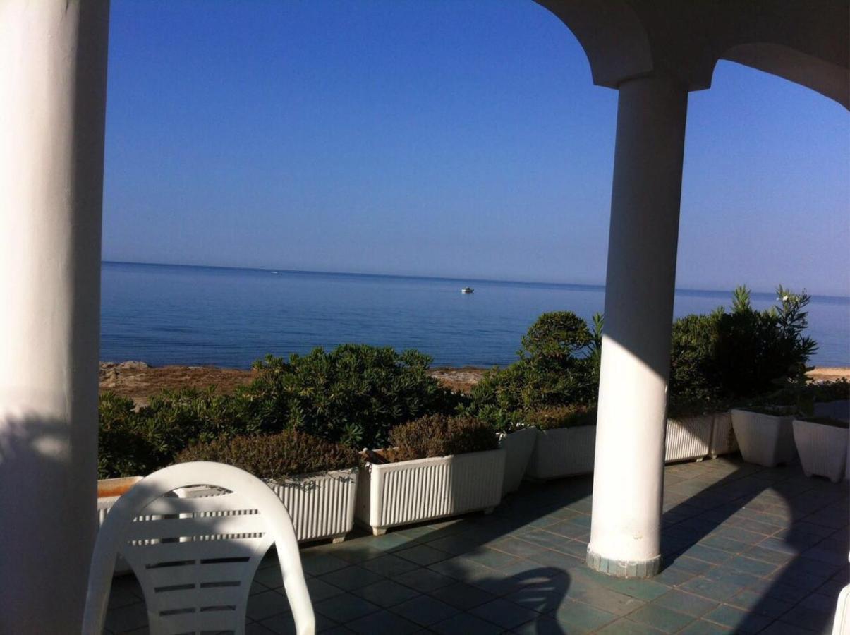 הוילה מרינה די מנקוורסה Casa Direttamente Sul Mare 1 מראה חיצוני תמונה