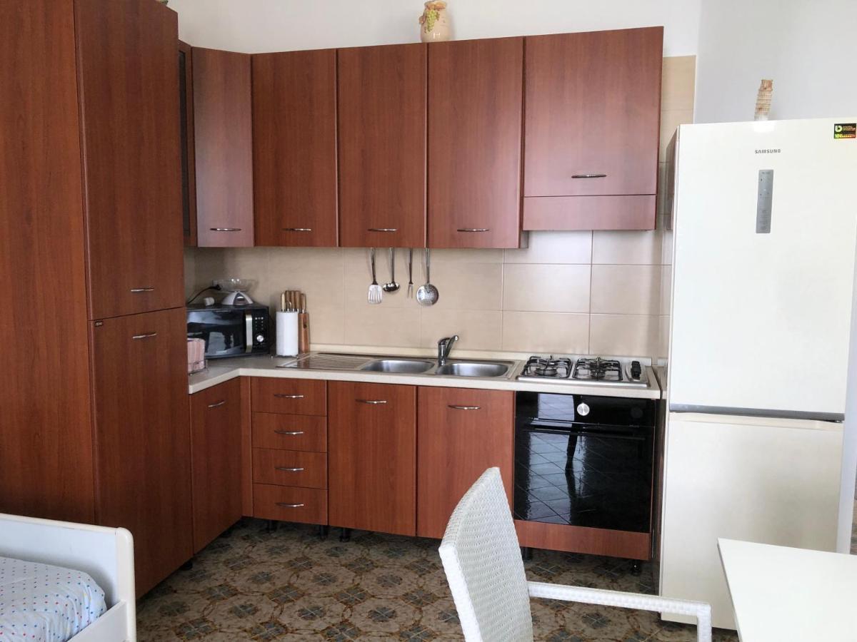 הוילה מרינה די מנקוורסה Casa Direttamente Sul Mare 1 מראה חיצוני תמונה